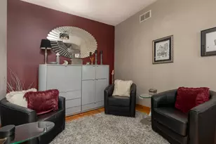 538 Harlowe Ln, Naperville, IL 60565 - Photo 10