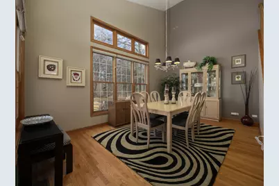 538 Harlowe Lane, Naperville, IL 60565 - Photo 8