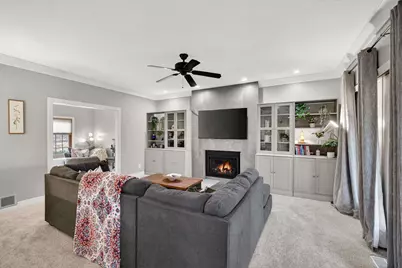 3850 E 59th Street, Davenport, IA 52807 - Photo 16