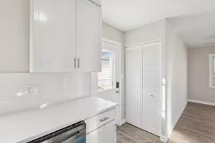 2413 Country Ln, McHenry, IL 60051 - Photo 12