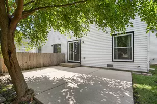 1103 Southbridge Ln, Schaumburg, IL 60194 - Photo 22
