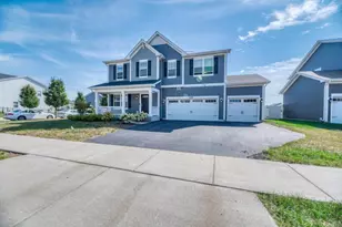 335 Snowdrop Ln, Elgin, IL 60124 - Photo 4