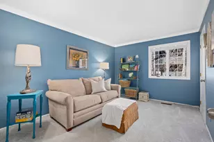 200 Brookside Ln, Willowbrook, IL 60527 - Photo 16