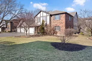 200 Brookside Ln, Willowbrook, IL 60527 - Photo 26