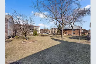 200 Brookside Lane #A, Willowbrook, IL 60527 - Photo 26