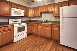 [Address not provided], Oak Park, IL 60302 - Photo 2
