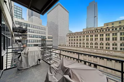 130 S Canal Street #724, Chicago, IL 60606 - Photo 8