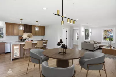 500 N Fairview Avenue, Mount Prospect, IL 60056 - Photo 6