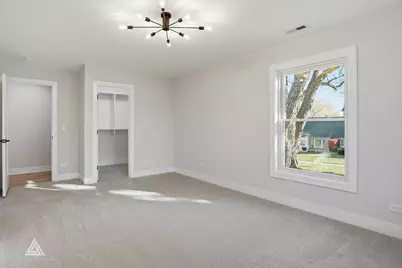 500 N Fairview Avenue, Mount Prospect, IL 60056 - Photo 34