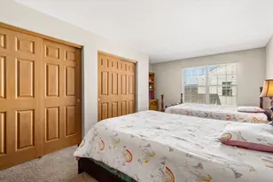 402 S Palmer Dr, Bolingbrook, IL 60490 - Photo 36
