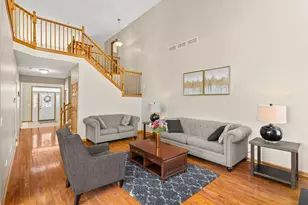 402 S Palmer Dr, Bolingbrook, IL 60490 - Photo 12