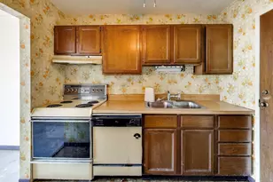 1150 E Jackson St, Lombard, IL 60148 - Photo 10