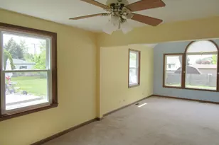 786 N Van Auken St, Elmhurst, IL 60126 - Photo 22