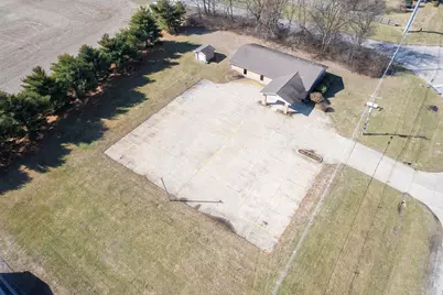 2103 W 9th Street, Mount Carroll, IL 62863 - Photo 22