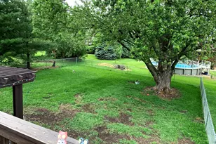 18864 Pioneer St, Bloomington, IL 61705 - Photo 20