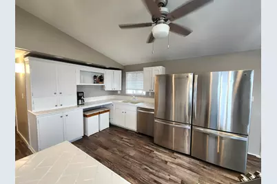 2424 E 2350th Road, Marseilles, IL 61341 - Photo 6