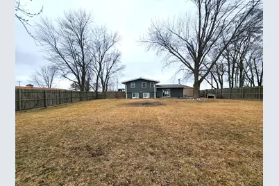 2424 E 2350th Road, Marseilles, IL 61341 - Photo 2