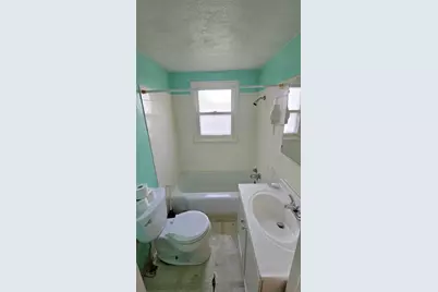 3424 Robey Avenue, Rockford, IL 61103 - Photo 4