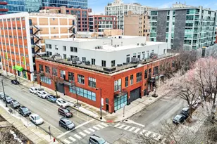 [Address not provided], Chicago, IL 60607 - Photo 2