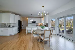 39W314 W Mallory Dr, Geneva, IL 60134 - Photo 8