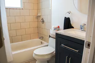 2320 S Albany Ave, Chicago, IL 60623 - Photo 16