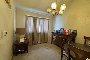 2518 S Cedar Glen Dr, Arlington Heights, IL 60005 - Photo 8