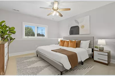 559 N Springfield Avenue, Chicago, IL 60624 - Photo 6