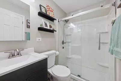 501 Newberry Drive, Streamwood, IL 60107 - Photo 10