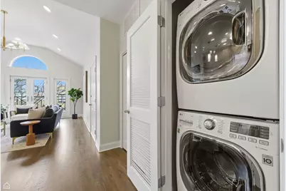 1035 W Taylor Street #3, Chicago, IL 60607 - Photo 12