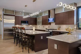 885 N 100 W, Valparaiso, IN 46385 - Photo 2