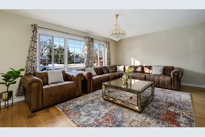 2458 Seminary Avenue, Des Plaines, IL 60016 - Photo 2