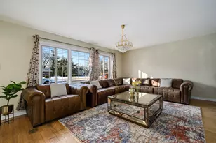 2458 Seminary Ave, Des Plaines, IL 60016 - Photo 2