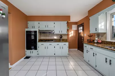 2458 Seminary Avenue, Des Plaines, IL 60016 - Photo 8