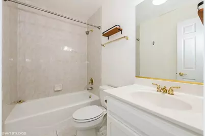 229 Kacie Court, Westmont, IL 60559 - Photo 18