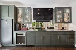 3836 N Keeler Ave, Chicago, IL 60641 - Photo 16