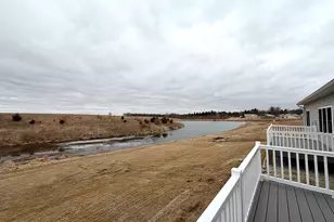 135 Countryview Ct, Aledo, IL 61231 - Photo 8