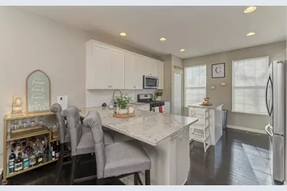 1499 Deer Pointe Drive, South Elgin, IL 60177 - Photo 10