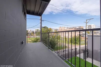 418 E Oakwood Boulevard #1, Chicago, IL 60653 - Photo 12