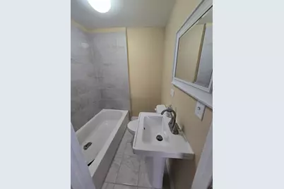 2855 W 25th Place, Chicago, IL 60623 - Photo 14