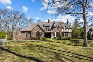 936 E Ringwood Rd, Lake Forest, IL 60045 - Photo 1