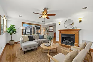 16948 Briargate Dr, Country Club Hills, IL 60478 - Photo 8