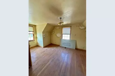 215 N Main Street, Mount Prospect, IL 60056 - Photo 4