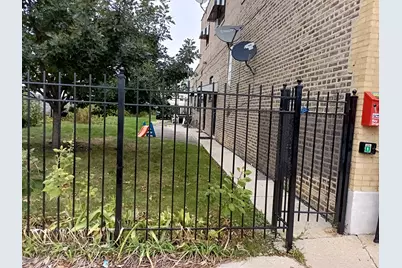6348 W Grand Avenue, Chicago, IL 60639 - Photo 2