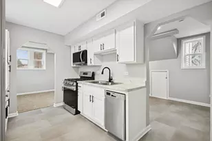 3101 Lebanon Ave, Zion, IL 60099 - Photo 10