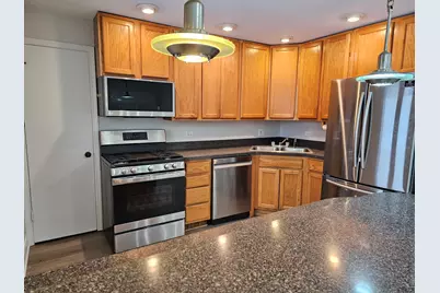 1550 Sandpebble Drive #210, Wheeling, IL 60090 - Photo 4