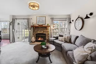 560 Lancaster Dr, Pingree Grove, IL 60140 - Photo 8