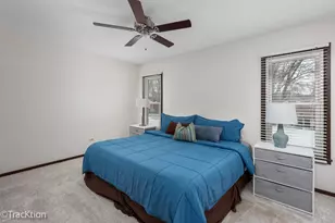 668 Londonberry Ln, Bolingbrook, IL 60440 - Photo 14