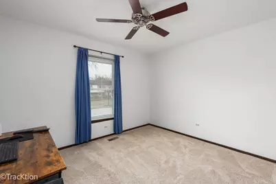 668 Londonberry Lane, Bolingbrook, IL 60440 - Photo 16