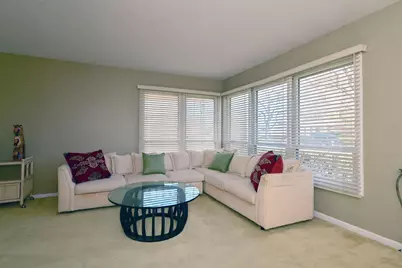 8926 Oak Park Avenue, Morton Grove, IL 60053 - Photo 6