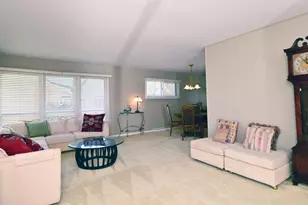 8926 Oak Park Ave, Morton Grove, IL 60053 - Photo 4